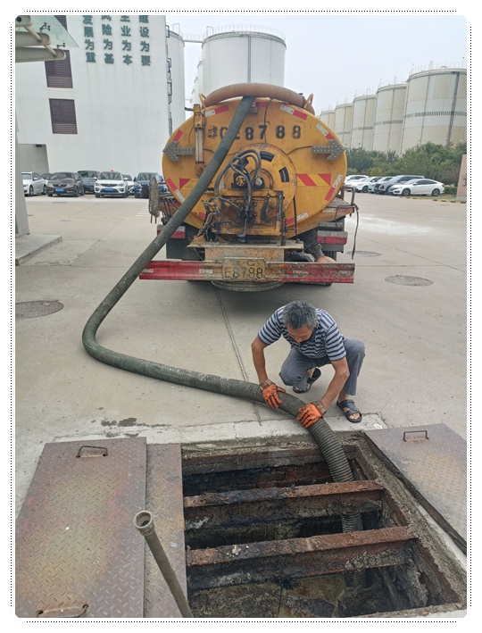 新城隔油池清掏